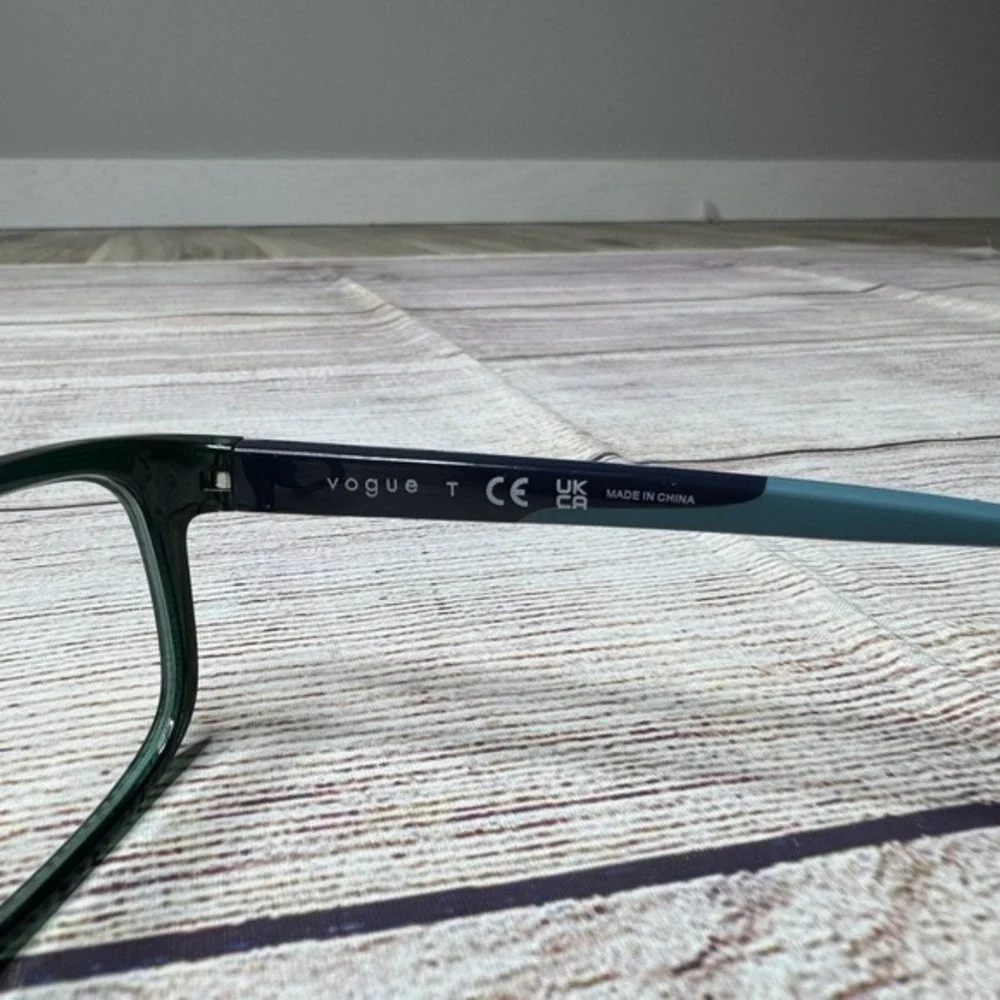 VOGUE KIDS‎ EYEWEAR VY 2021 3107 50-17-130 Blue Frames New With Case